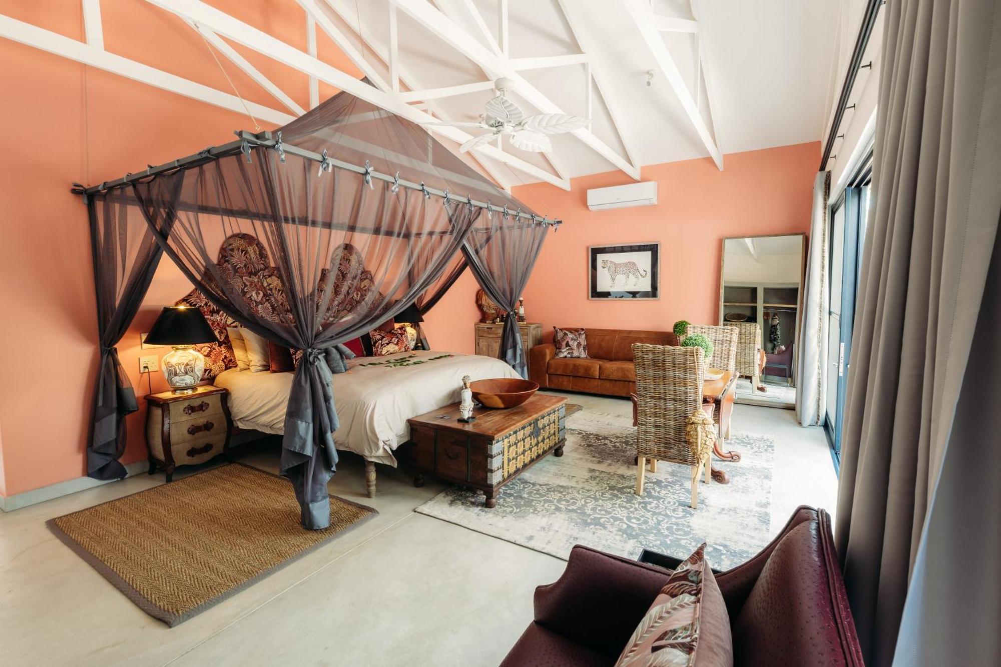 Safari Moon Luxury Bush Lodge โฮดสปรูท ภายนอก รูปภาพ